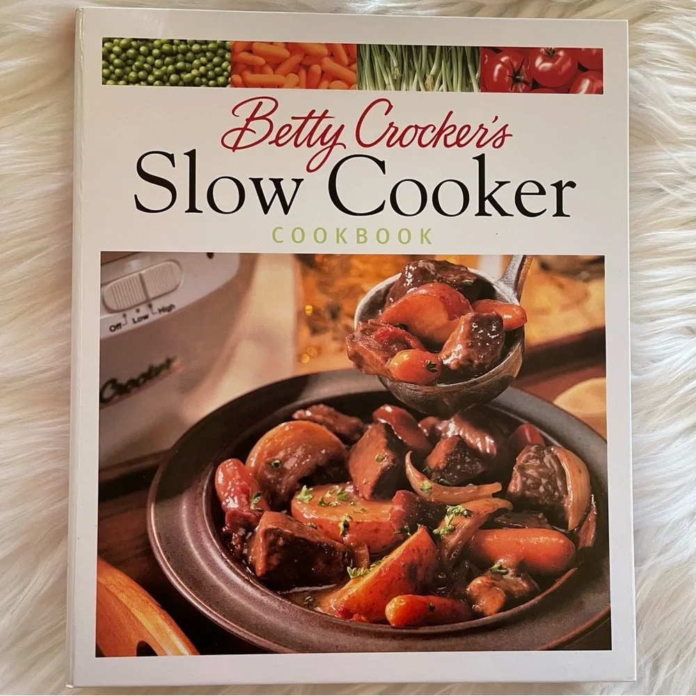 Betty Crocker’s Slow Cooker Cookbook - Spiral Bound